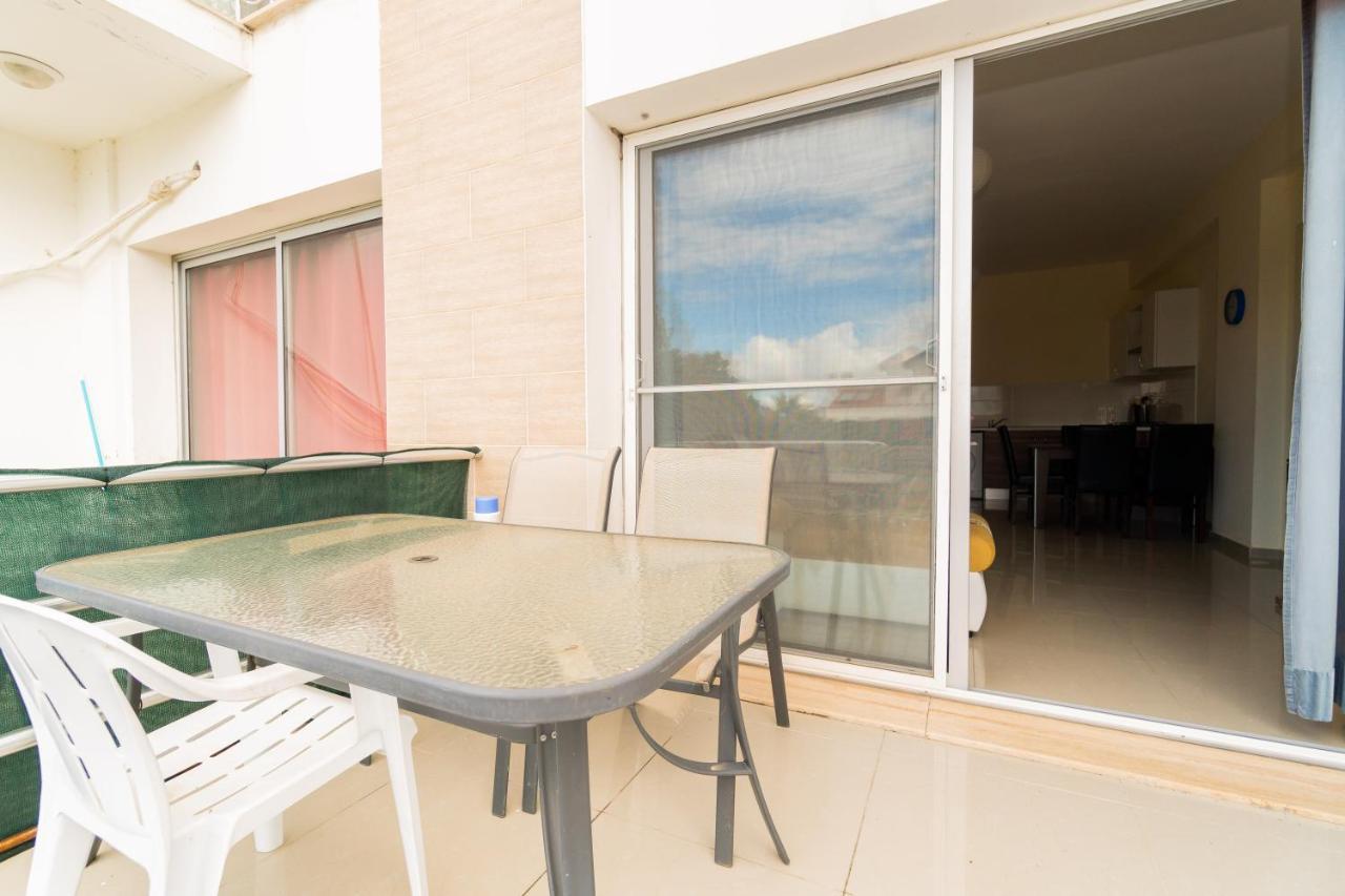 Amazing Two-Bedroom Apartment In Residence Lukomorye D1 With Private Garden Karavas  Ngoại thất bức ảnh